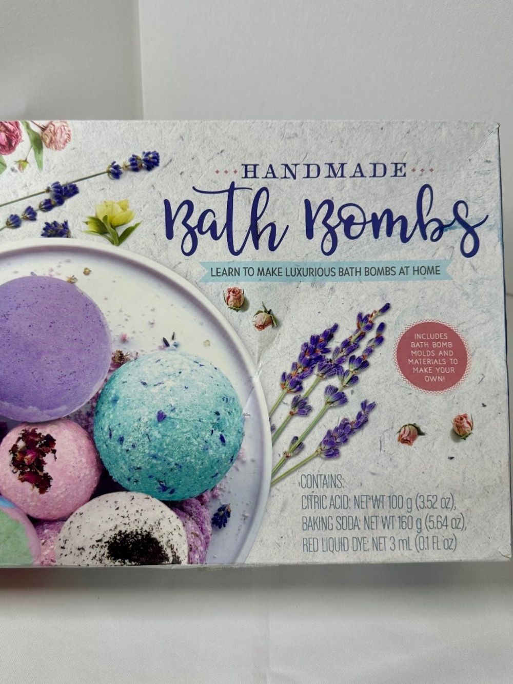 Handmade Bath Bombs, Learn to Make Luxurious Bath Bombs at Home Kit.
